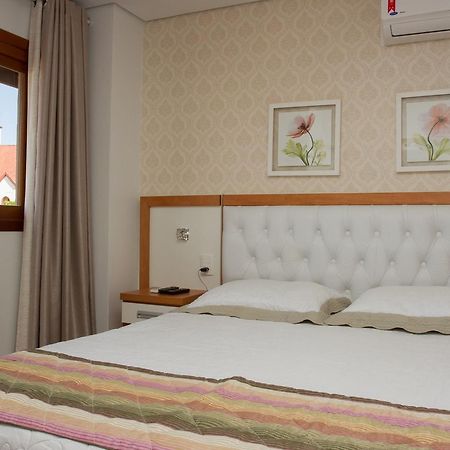 גראמדו Otima Localizacao E Vista Da Cidade מראה חיצוני תמונה